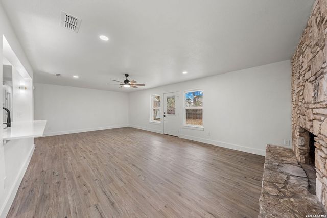 2311 Trails End, Kerrville, TX 78028