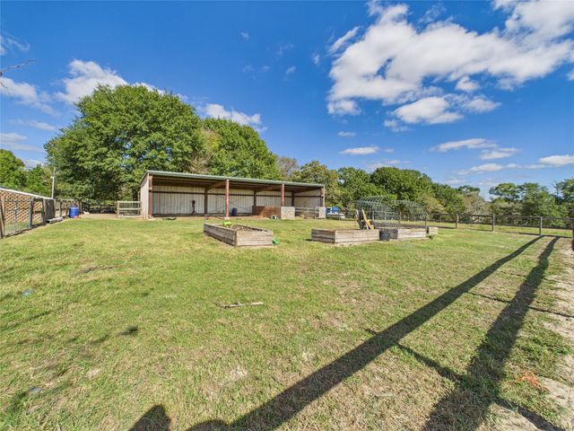 12794 County Road 307, Navasota, TX 77868