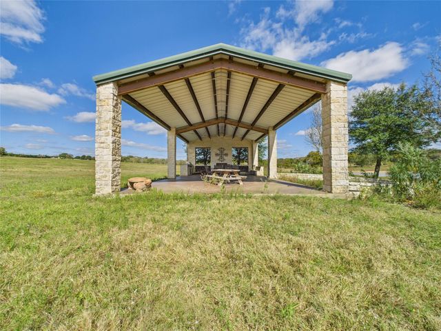 12794 County Road 307, Navasota, TX 77868
