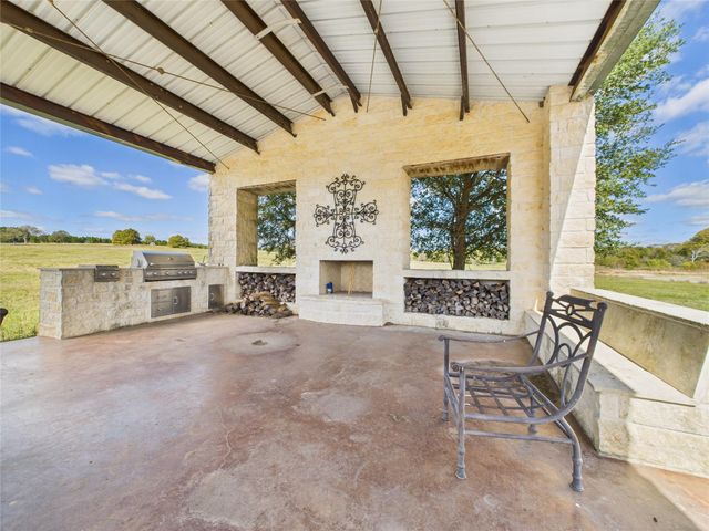 12794 County Road 307, Navasota, TX 77868