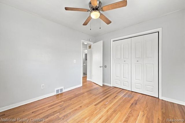 26280 Pinehurst Street, Roseville, MI 48066
