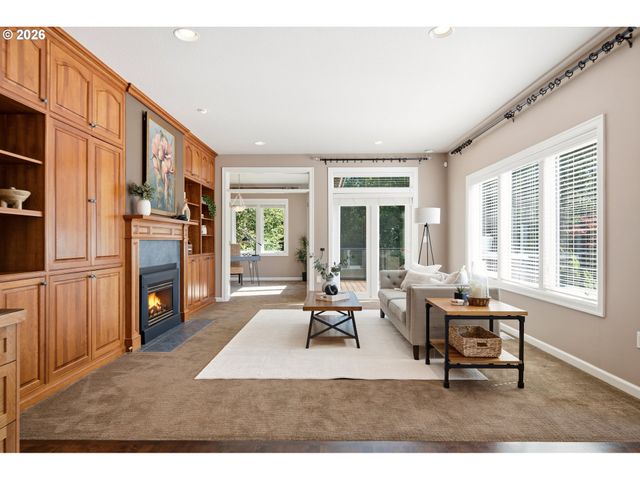 9100 Ne LIVINGSTON MOUNTAIN Ct, Camas, WA 98607