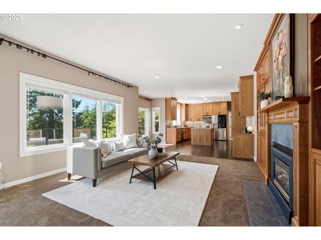 9100 Ne LIVINGSTON MOUNTAIN Ct, Camas, WA 98607