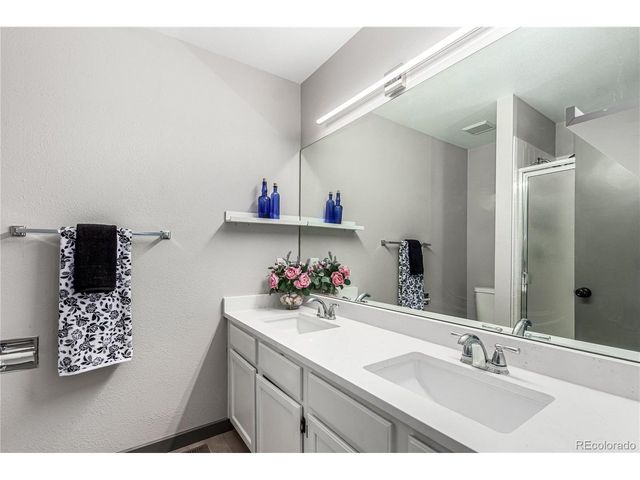 10172 Woodrose Ln, Highlands Ranch, CO 80129