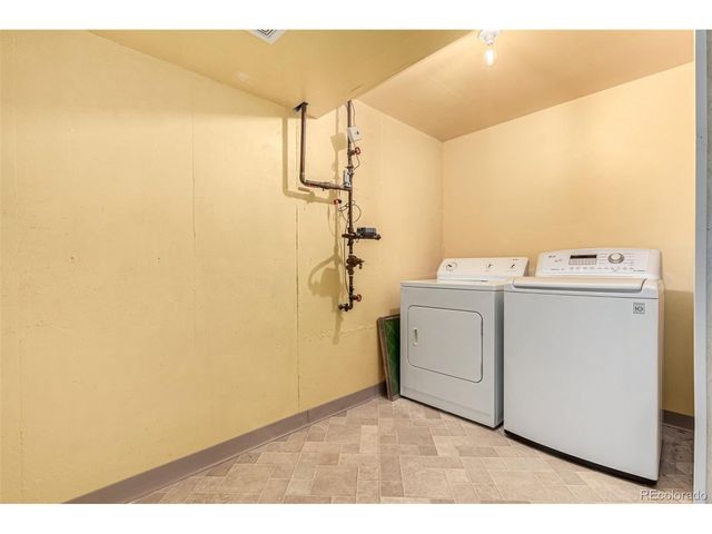 10172 Woodrose Ln, Highlands Ranch, CO 80129