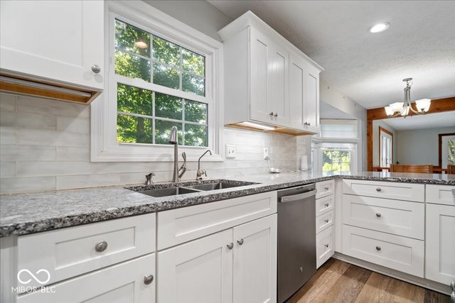 6605 Lake Forest Drive, Avon, IN 46123