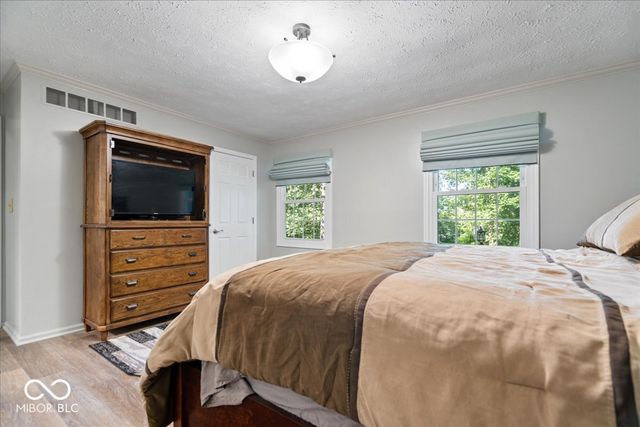 6605 Lake Forest Drive, Avon, IN 46123