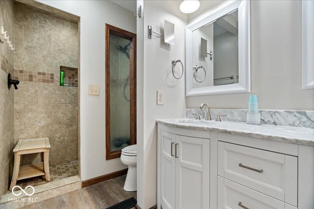 6605 Lake Forest Drive, Avon, IN 46123