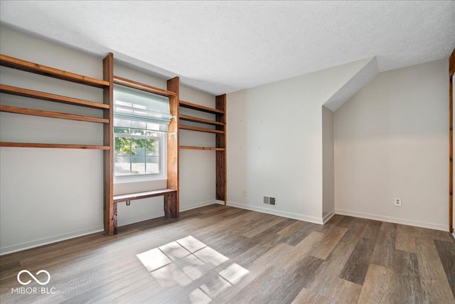 6605 Lake Forest Drive, Avon, IN 46123