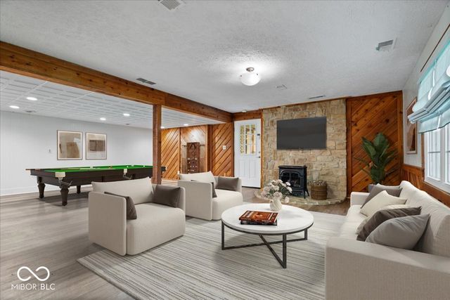 6605 Lake Forest Drive, Avon, IN 46123