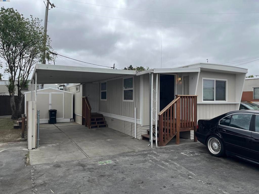 15263 Hesperian, San Leandro, CA 94578