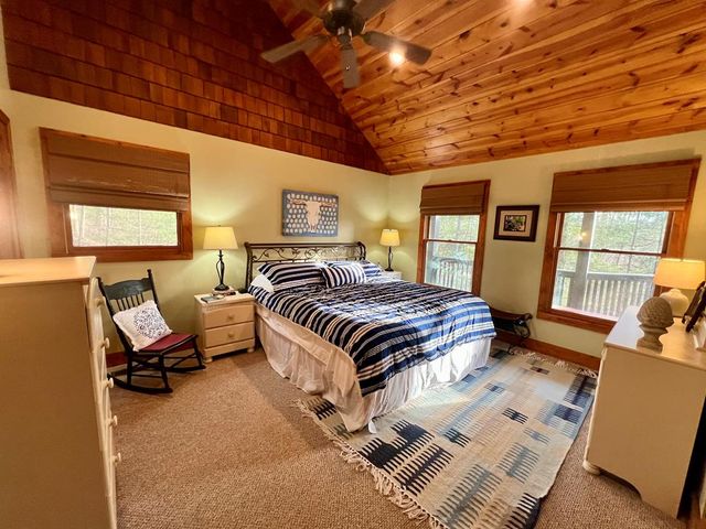 403 Barefoot Rise, Hiawassee, GA 30546