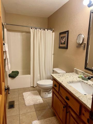 403 Barefoot Rise, Hiawassee, GA 30546