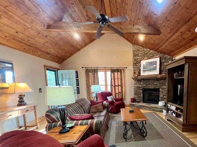 403 Barefoot Rise, Hiawassee, GA 30546