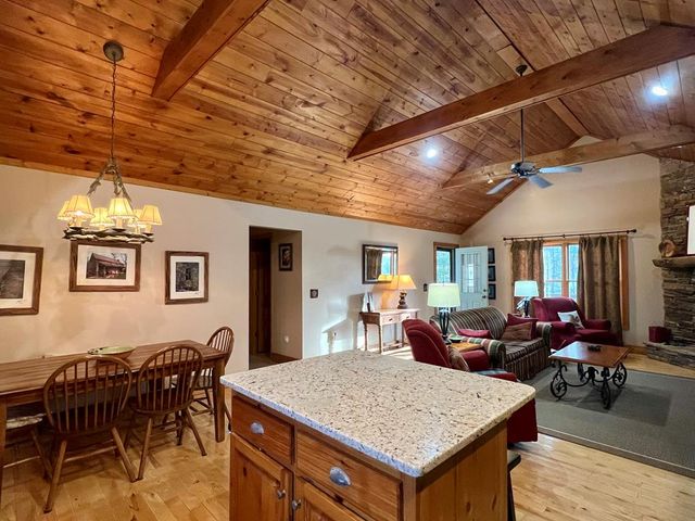 403 Barefoot Rise, Hiawassee, GA 30546