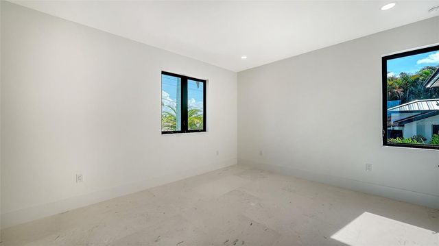 1516 RIDGEWOOD LANE, Sarasota, FL 34231