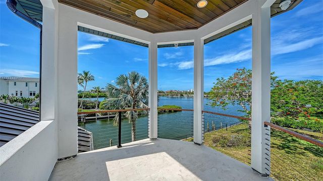 1516 RIDGEWOOD LANE, Sarasota, FL 34231