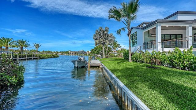 1516 RIDGEWOOD LANE, Sarasota, FL 34231