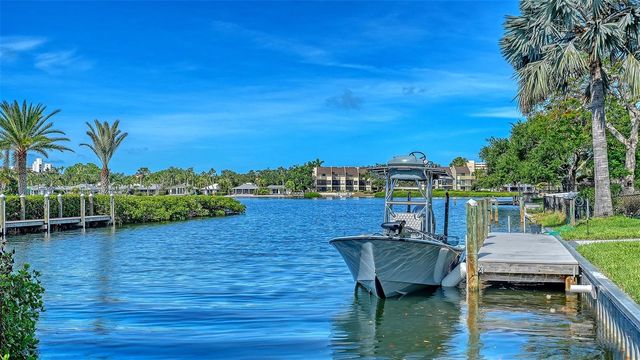 1516 RIDGEWOOD LANE, Sarasota, FL 34231