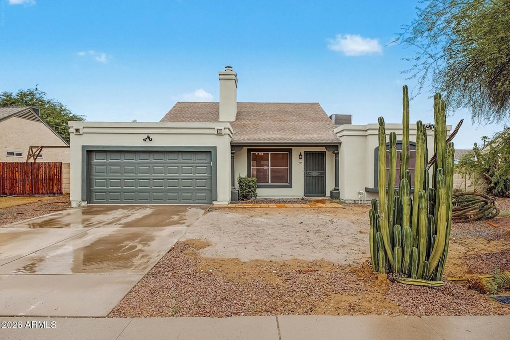 1564 E STEPHENS Drive, Tempe, AZ 85283