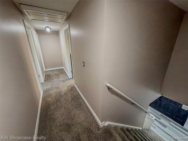 32480 Pembroke Street, Livonia, MI 48152