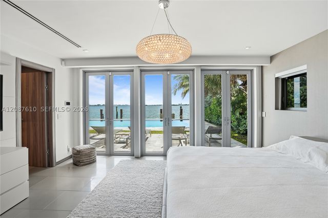 9301 N Bayshore Dr, Miami Shores, FL 33138