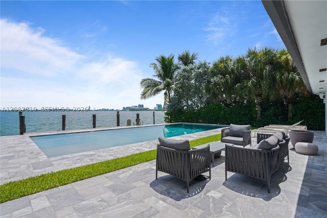 9301 N Bayshore Dr, Miami Shores, FL 33138