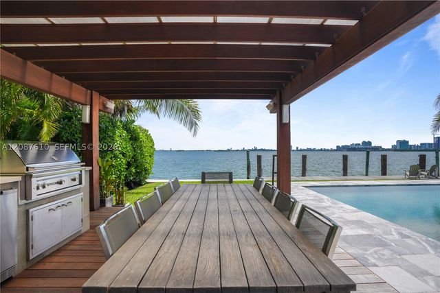 9301 N Bayshore Dr, Miami Shores, FL 33138