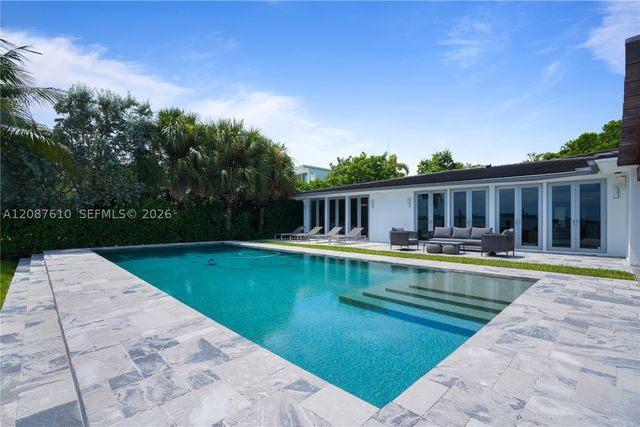 9301 N Bayshore Dr, Miami Shores, FL 33138