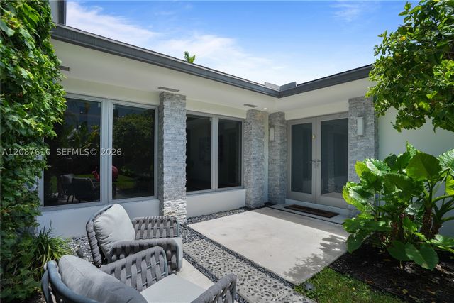 9301 N Bayshore Dr, Miami Shores, FL 33138