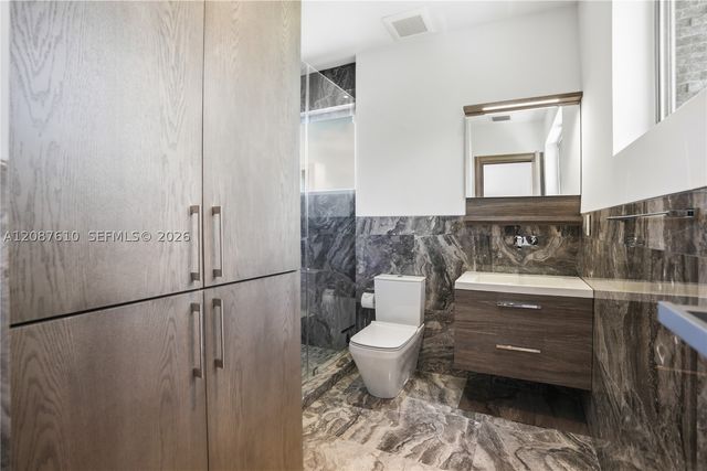 9301 N Bayshore Dr, Miami Shores, FL 33138