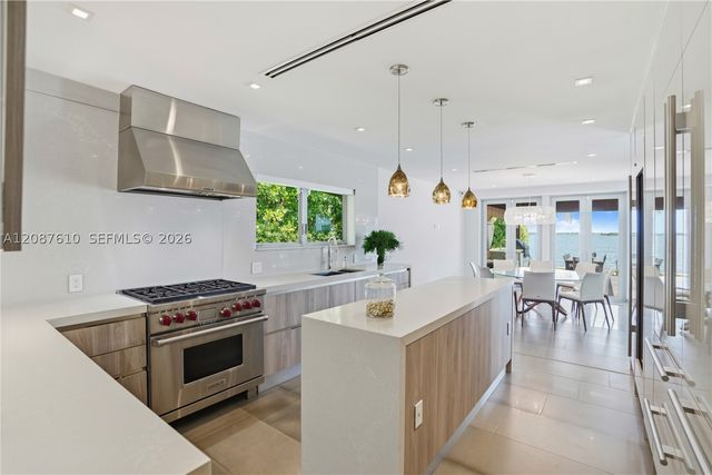 9301 N Bayshore Dr, Miami Shores, FL 33138