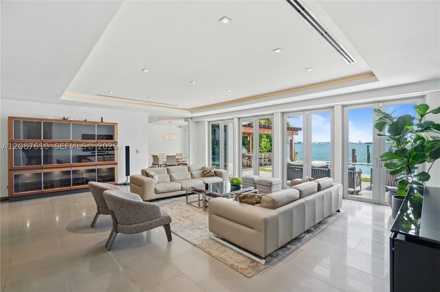 9301 N Bayshore Dr, Miami Shores, FL 33138