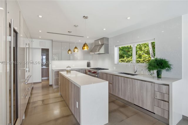 9301 N Bayshore Dr, Miami Shores, FL 33138