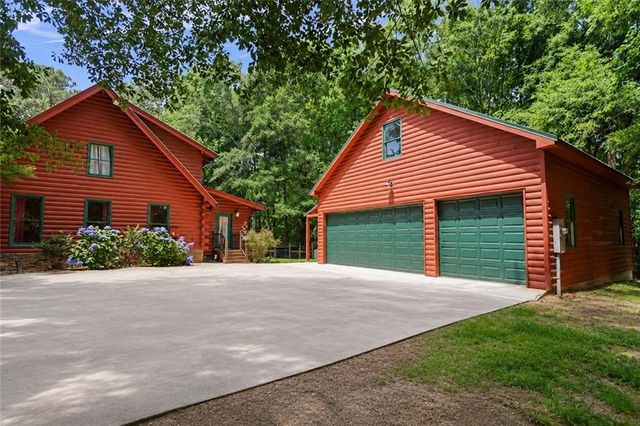 512 Mill Pond Road, Newborn, GA 30056