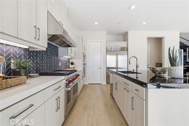 130 Paddlewheel, Lake Forest (el Toro), CA 92630