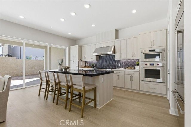 130 Paddlewheel, Lake Forest (el Toro), CA 92630