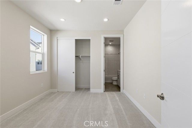 130 Paddlewheel, Lake Forest (el Toro), CA 92630