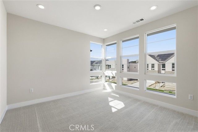 130 Paddlewheel, Lake Forest (el Toro), CA 92630