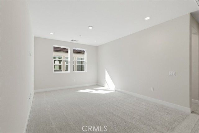 130 Paddlewheel, Lake Forest (el Toro), CA 92630