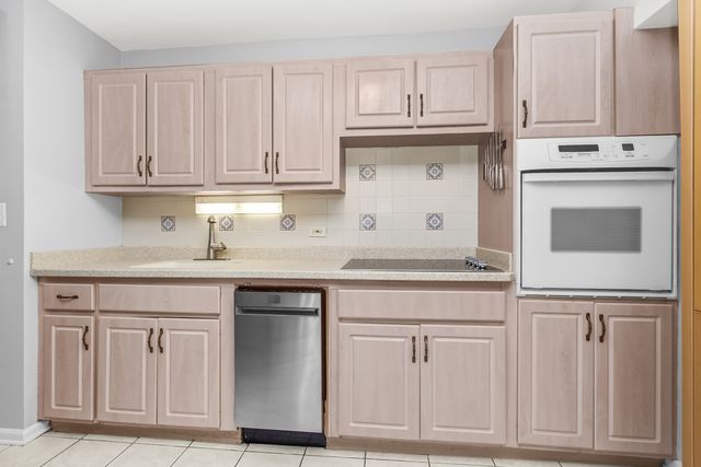 4250 N Marine Drive 2629, Chicago, IL 60613