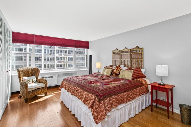 4250 N Marine Drive 2629, Chicago, IL 60613