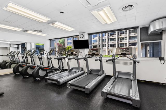 4250 N Marine Drive 2629, Chicago, IL 60613