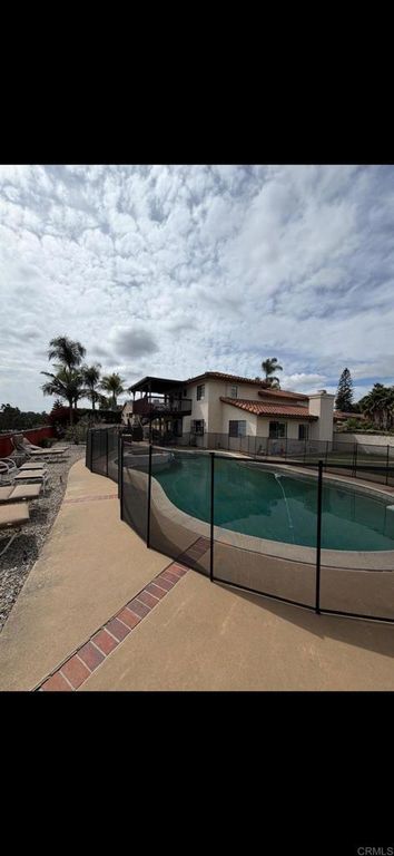 5760 Casa Grande Way, Bonita, CA 91902