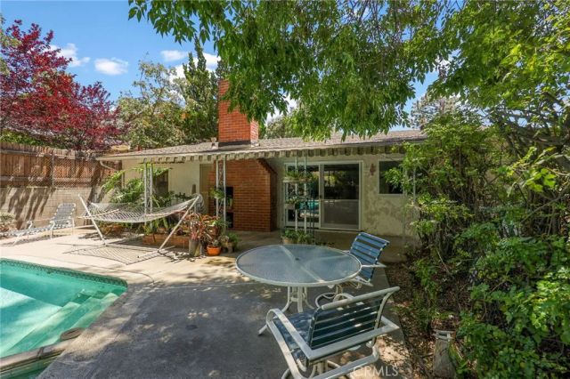 5703 Freeman, La Crescenta, CA 91214