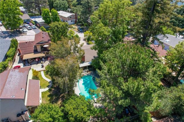 5703 Freeman, La Crescenta, CA 91214