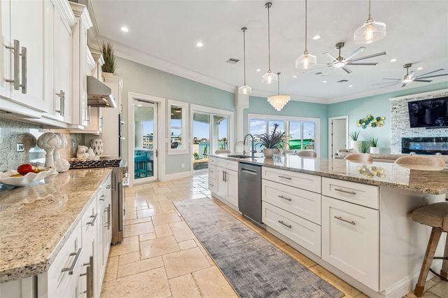 605 55TH AVENUE, St Pete Beach, FL 33706