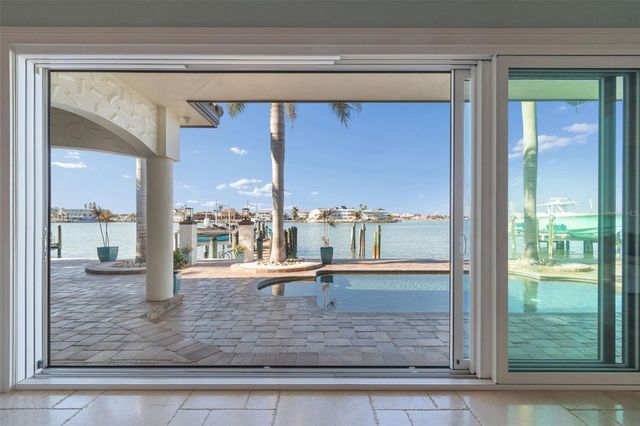 605 55TH AVENUE, St Pete Beach, FL 33706