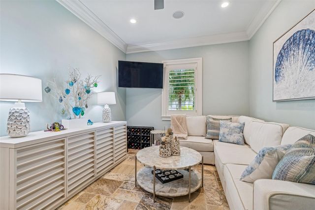 605 55TH AVENUE, St Pete Beach, FL 33706