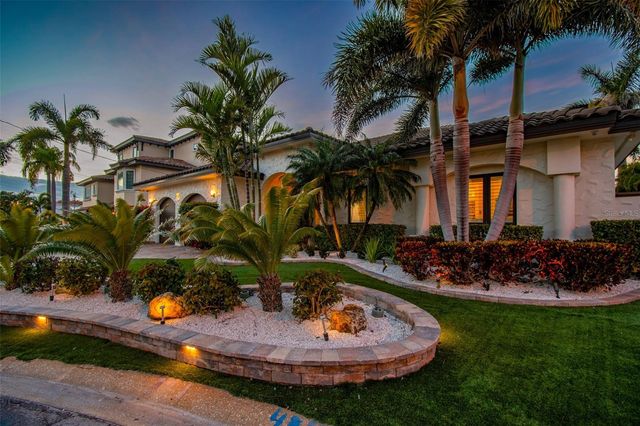 605 55TH AVENUE, St Pete Beach, FL 33706